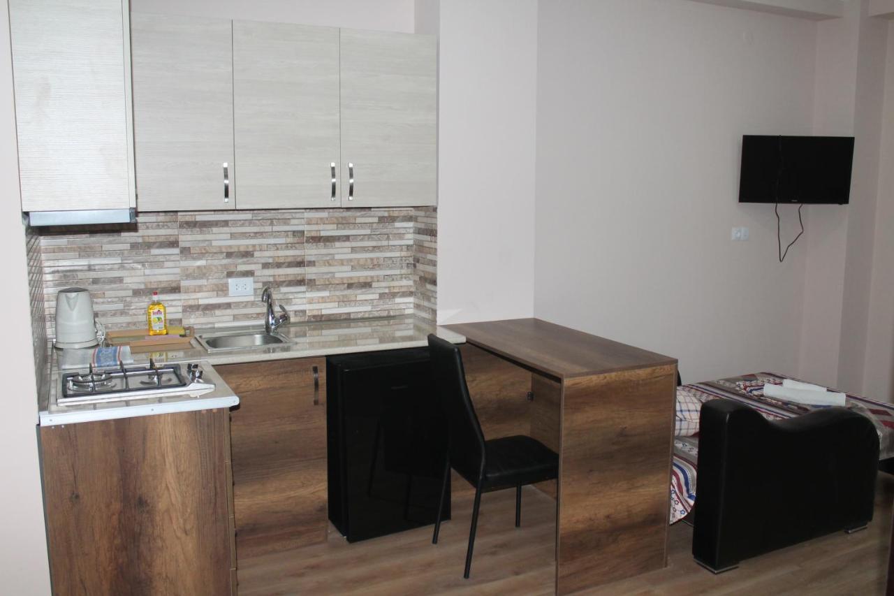 Lali'S Apartment Tbilisi ภายนอก รูปภาพ