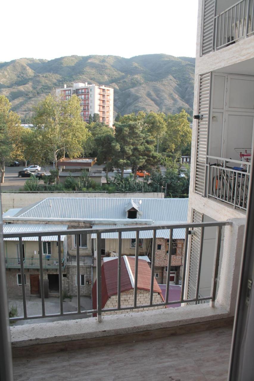 Lali'S Apartment Tbilisi ภายนอก รูปภาพ