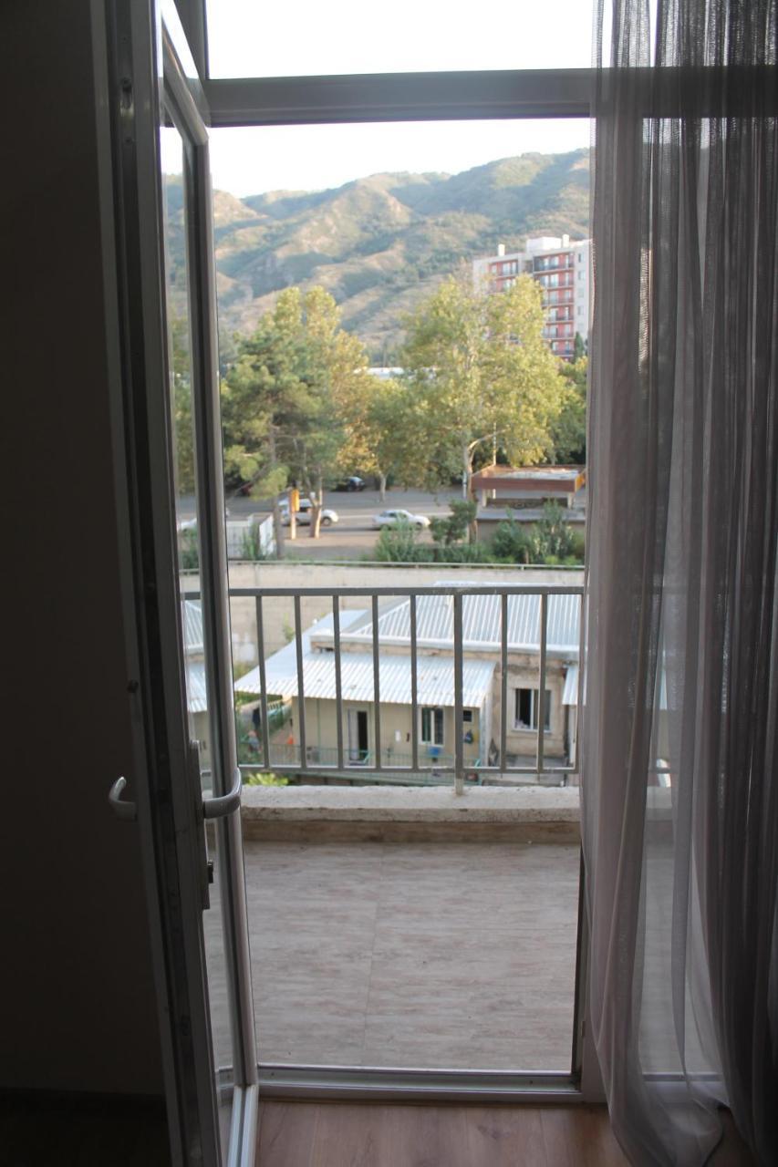 Lali'S Apartment Tbilisi ภายนอก รูปภาพ